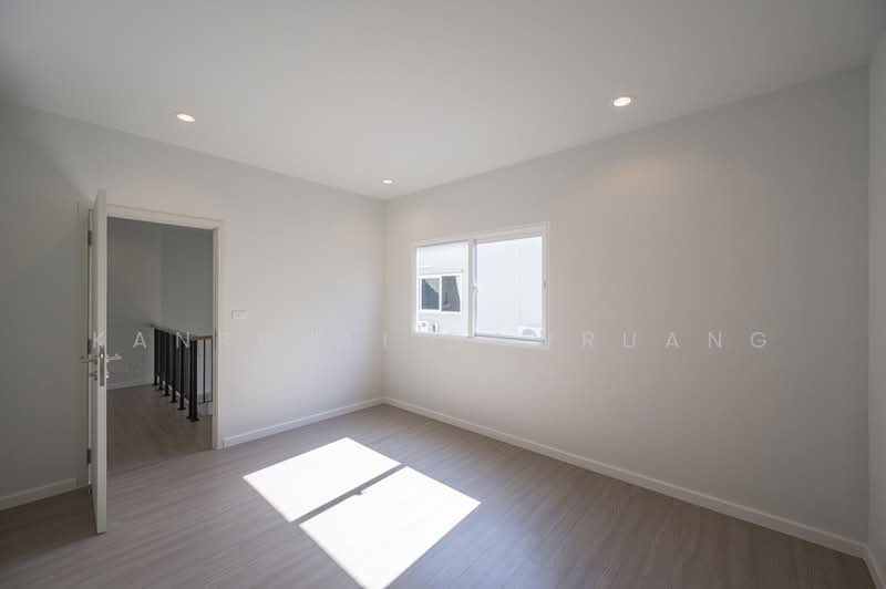 Anasiri Pinklao-Kanchana : อณาสิริ ปิ่นเกล้า-กาญจนาฯ, นนทบุรี, 998 ซอย วัดพระเงิน, ศาลากลาง, บางกรวย, นนทบุรี, 183 ตร.ม., ทาวน์เฮ้าส์ ขาย, โดย Kanrutai Dawruang, 500171247 - DDproperty.com