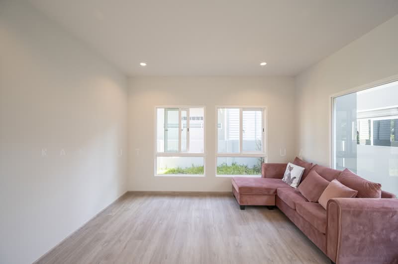 Anasiri Pinklao-Kanchana : อณาสิริ ปิ่นเกล้า-กาญจนาฯ, นนทบุรี, 998 ซอย วัดพระเงิน, ศาลากลาง, บางกรวย, นนทบุรี, 183 ตร.ม., ทาวน์เฮ้าส์ ขาย, โดย Kanrutai Dawruang, 500171247 - DDproperty.com