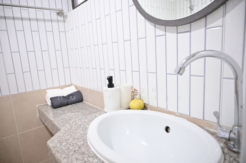 Thanyakhan Condominium, Bangkok, Soi Supapong, Samsen Nok, Huai Khwang, Bangkok, 1 Bedroom, 29 sqm, Condo For Sale, by Jutanon Komoottanaruk, 500171276 - DDproperty.com