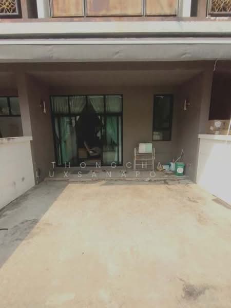 Flora Wongsawang : ฟลอรา วงศ์สว่าง, นนทบุรี, ถนนกรุงเทพฯ-นนทบุรี, บางเขน, เมืองนนทบุรี, นนทบุรี, 190 ตร.ม., ทาวน์เฮ้าส์ ขาย, โดย Thongchai Luxsanapongrat, 500171291 - DDproperty.com