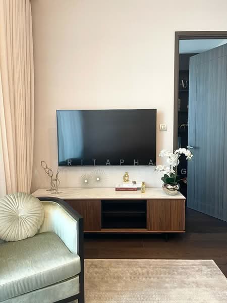 LAVIQ Sukhumvit 57, Bangkok, Soi Sukhumvit 57, Sukhumvit Road, Khlong Tan Nua, Watthana, Bangkok, 1 Bedroom, 44 sqm, Condo For Sale, by Kritaphak Khongmueang, 500171292 - DDproperty.com