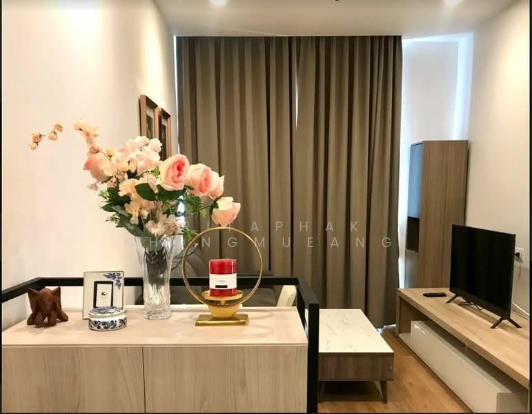 Noble BE33, Bangkok, 19 Soi Sukhumvit 33, Khlong Tan Nua, Watthana, Bangkok, 2 Bedrooms, 52 sqm, Condo For Rent, by Kritaphak Khongmueang, 500171296 - DDproperty.com