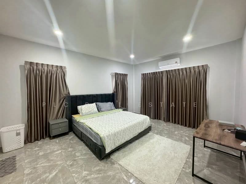 House 4 Bedroom European Thai Style for Sale in East Pattaya, Chon Buri (Pattaya), Bang Lamung, Bang Lamung (Pattaya), Chon Buri (Pattaya), 4 Bedrooms, 260 sqm, Single Detached House For Sale, by PLC Real Estate, 500171303 - DDproperty.com