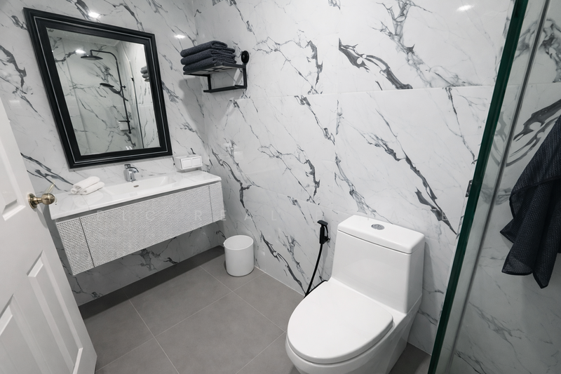 House 4 Bedroom European Thai Style for Sale in East Pattaya, Chon Buri (Pattaya), Bang Lamung, Bang Lamung (Pattaya), Chon Buri (Pattaya), 4 Bedrooms, 260 sqm, Single Detached House For Sale, by PLC Real Estate, 500171303 - DDproperty.com