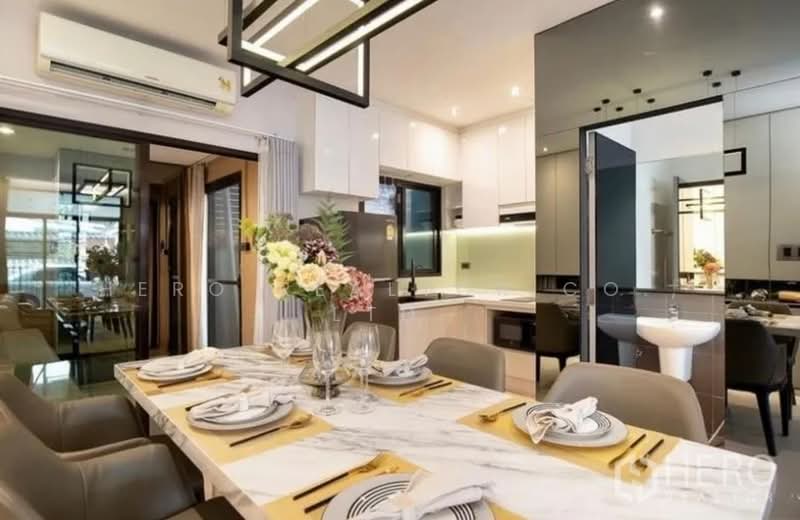 ขาย ทาวน์เฮ้าส์ 3 ห้องนอน ลาดพร้าว กรุงเทพฯ bre20703, กรุงเทพ, ลาดพร้าว, ลาดพร้าว, กรุงเทพ, 160 ตร.ม., ทาวน์เฮ้าส์ ขาย, โดย Hero Realtor Co., Ltd., 500171304 - DDproperty.com