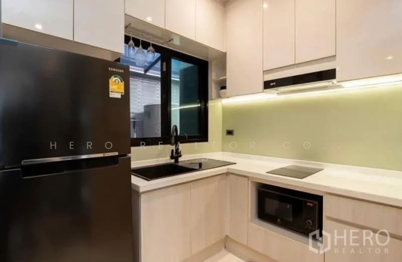 For sale 3 Bedroom Townhouse in Lat Phrao, Lat Phrao, Bangkok bre20703, Bangkok, Lat Phrao, Lat Phrao, Bangkok, 3 Bedrooms, 160 sqm, Townhouse For Sale, by Hero Realtor Co., Ltd., 500171304 - DDproperty.com