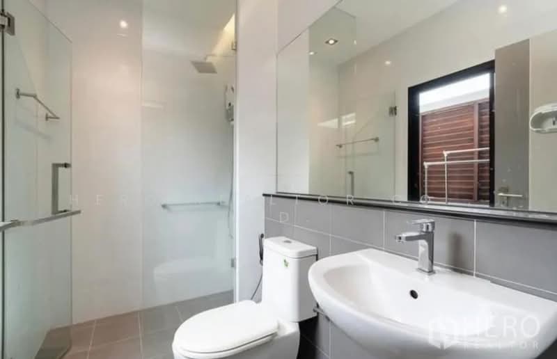 For sale 3 Bedroom Townhouse in Lat Phrao, Lat Phrao, Bangkok bre20703, Bangkok, Lat Phrao, Lat Phrao, Bangkok, 3 Bedrooms, 160 sqm, Townhouse For Sale, by Hero Realtor Co., Ltd., 500171304 - DDproperty.com