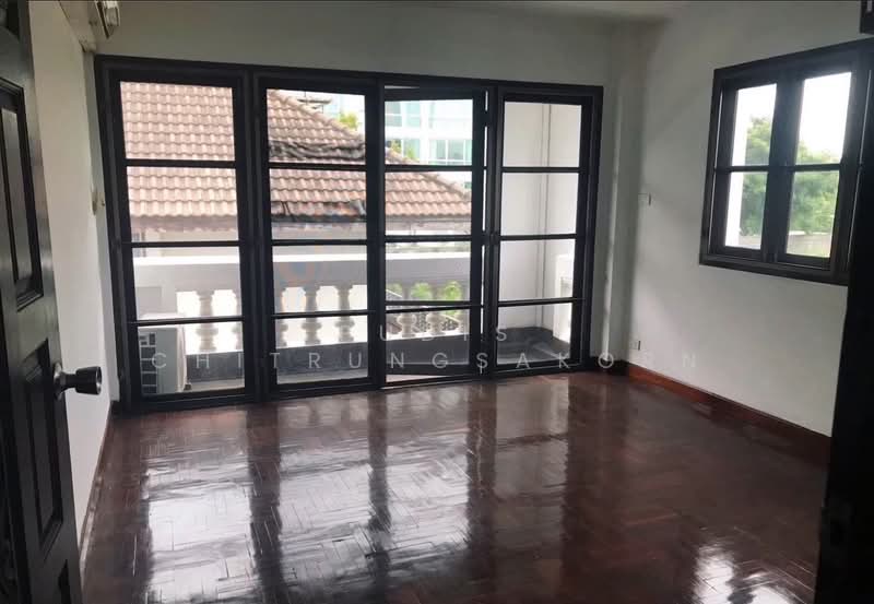 โฮมออฟฟิศให้เช่า ซอยศูนย์วิจัย, กรุงเทพ, บางกะปิ, ห้วยขวาง, กรุงเทพ, 148 ตร.ม., ตึกแถว-อาคารพาณิชย์ ให้เช่า, โดย Pudis Chitrungsakorn, 500171316 - DDproperty.com