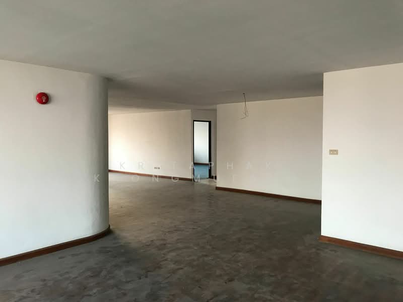 D.S. Tower 1 Sukhumvit 33, Bangkok, Soi Phrom Chit, Khlong Tan Nua, Watthana, Bangkok, 3 Bedrooms, 252 sqm, Condo For Sale, by Kritaphak Khongmueang, 500171330 - DDproperty.com