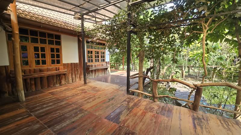 ลงทุนทำรีสอร์ทติดแม่น้ำ! แปลงนี้ครบจบ!! ขายที่ดิน ครุฑแดง พร้อมสิ่งปลูกสร้าง บนพื้นที่กว่า 15 ไร่, Kanchanaburi, ถนนทางหลวงชนบทกาญจนบุรี 4018 (6018), Lum Sum, Sai Yok, Kanchanaburi, , 24,000 sqm, Land For Sale, by คุณจี, 500171341 - DDproperty.com