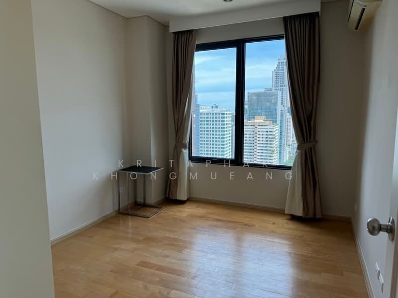 Villa Asoke, Bangkok, 1588 New Petchburi Road, Makkasan, Ratchathewi, Bangkok, 2 Bedrooms, 110 sqm, Condo For Sale, by Kritaphak Khongmueang, 500171346 - DDproperty.com