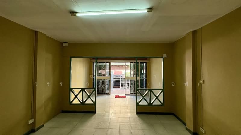 ทาวน์โฮม 3 ชั้น 18 ตร.ว. ทาวน์โฮม ซอยรามอินทรา34 แยก10, Bangkok, Tha Rang, Bang Khen, Bangkok, 4 Bedrooms, 100 sqm, Townhouse For Sale, by คุณ กิริยา วรรณารักษ์ (แอฟ), 500171348 - DDproperty.com