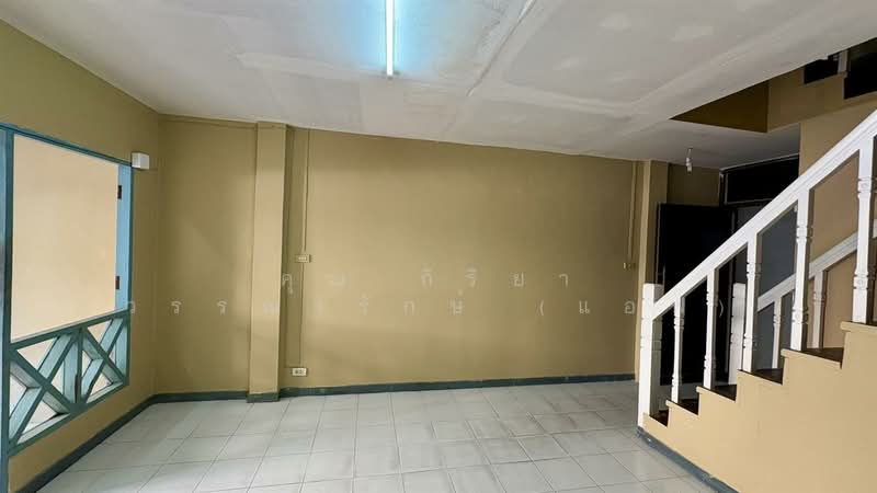 ทาวน์โฮม 3 ชั้น 18 ตร.ว. ทาวน์โฮม ซอยรามอินทรา34 แยก10, Bangkok, Tha Rang, Bang Khen, Bangkok, 4 Bedrooms, 100 sqm, Townhouse For Sale, by คุณ กิริยา วรรณารักษ์ (แอฟ), 500171348 - DDproperty.com