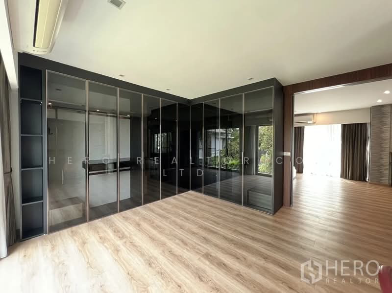 ให้เช่า บ้านเดี่ยว 5 ห้องนอน โครงการ Perfect Masterpiece พระราม 9 ประเวศ hre00323, กรุงเทพ, ประเวศ, ประเวศ, กรุงเทพ, 500 ตร.ม., บ้านเดี่ยว ให้เช่า, โดย Hero Realtor Co., Ltd., 500171392 - DDproperty.com