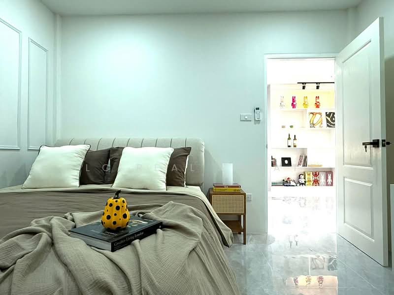 บ้านเดี่ยว 2 ห้องนอน ปรับปรุงใหม่ พร้อมขาย ในพัทยาตะวันออก, ชลบุรี, บางละมุง, บางละมุง, ชลบุรี, 180 ตร.ม., บ้านเดี่ยว ขาย, โดย PLC Real Estate, 500171413 - DDproperty.com