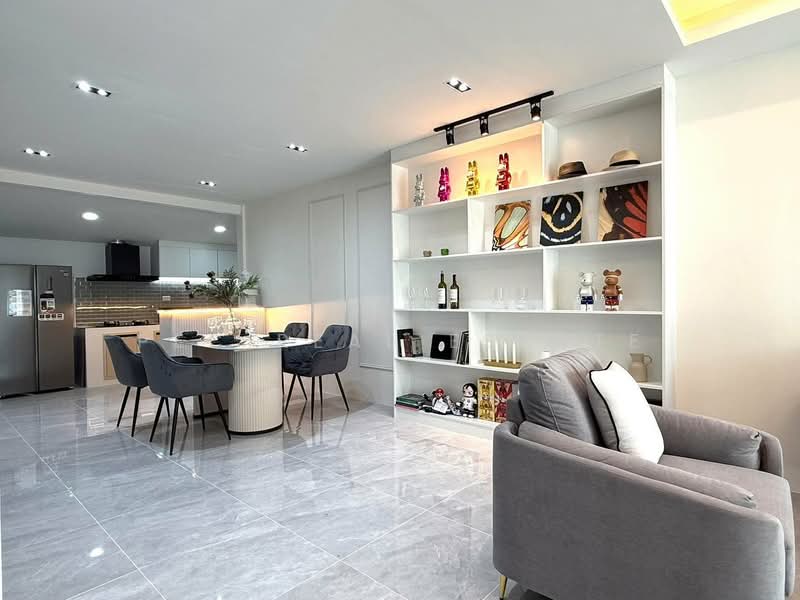 บ้านเดี่ยว 2 ห้องนอน ปรับปรุงใหม่ พร้อมขาย ในพัทยาตะวันออก, ชลบุรี, บางละมุง, บางละมุง, ชลบุรี, 180 ตร.ม., บ้านเดี่ยว ขาย, โดย PLC Real Estate, 500171413 - DDproperty.com