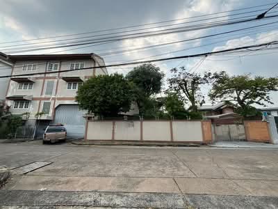 ขาย - บ้านเดี่ยว + สำนักงาน 2 ชั้น 225 ตร.ว. ซอยเทศบาลนิมิตใต้ ซอย1 ถนนเทศบาลสงเคราะห์, กรุงเทพ
