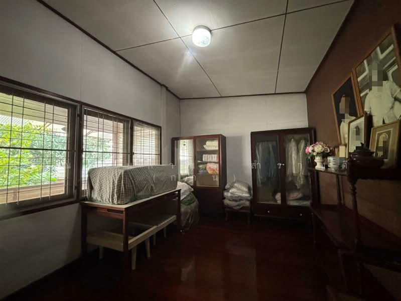 บ้านเดี่ยว + สำนักงาน 2 ชั้น 225 ตร.ว. ซอยเทศบาลนิมิตใต้ ซอย1 ถนนเทศบาลสงเคราะห์, Bangkok, Lat Yao, Chatuchak, Bangkok, 5 Bedrooms, 700 sqm, Single Detached House For Sale, by คุณ ชนกานต์ สำราญดี (กาน), 500171426 - DDproperty.com