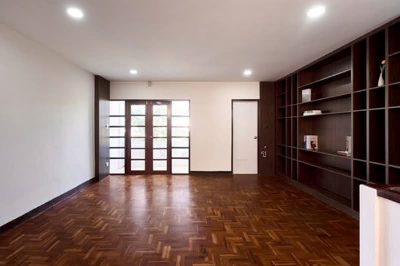 Chang Phuak, Chiang Mai, Chang Phuak, Muang Chiang Mai, Chiang Mai, 4 Bedrooms, 317 sqm, Townhouse For Rent, by เอมิล ไวซ์, 500171430 - DDproperty.com