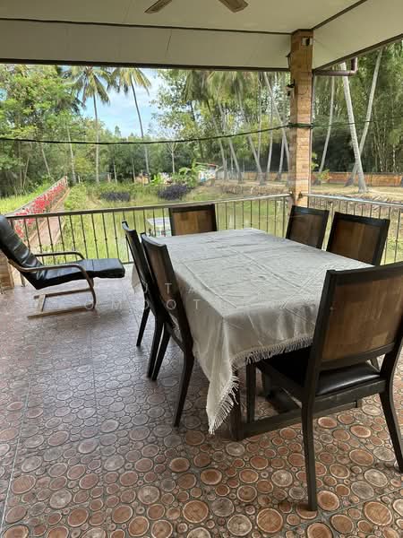 ขายบ้านพูลวิลล่า 2 ไร่ บ้านสวนพร้อมสระว่ายน้ำ บรรยากาศดี เงียบสงบ ทำเลดีใกล้แหล่งท่องเที่ยว, Khon Kaen, Khuan Ubonrat, Ubol Ratana, Khon Kaen, 3 Bedrooms, 3,200 sqm, Single Detached House For Sale, by Jutanon Komoottanaruk, 500171459 - DDproperty.com