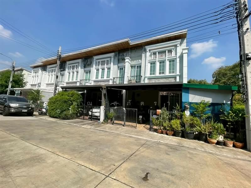 Golden Town 2 Ladprao-Kaset Nawamin : โกลเด้น ทาวน์ 2 ลาดพร้าว-เกษตรนวมินทร์, กรุงเทพ, ซอย นวมินทร์ 42 แยก 27, คลองกุ่ม, บึงกุ่ม, กรุงเทพ, 110 ตร.ม., ทาวน์เฮ้าส์ ขาย, โดย คุณ สุภัตรา พลอยแดง (แพร), 500171461 - DDproperty.com