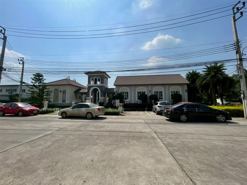 Golden Town 2 Ladprao-Kaset Nawamin, Bangkok, Soi Nawamin 42 Yak 27, Khlong Kum, Bueng Kum, Bangkok, 4 Bedrooms, 110 sqm, Townhouse For Sale, by คุณ สุภัตรา พลอยแดง (แพร), 500171461 - DDproperty.com