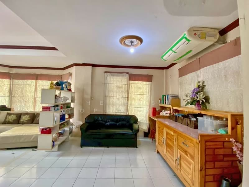 หมู่บ้านปาริชาติ คุ้มเกล้า11, กรุงเทพ, หนองจอก, หนองจอก, กรุงเทพ, 124 ตร.ม., บ้านเดี่ยว ขาย, โดย The Best Property ชล, 500171545 - DDproperty.com