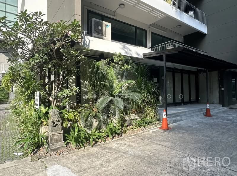 For rent Retail Space 172 sqm in Khlong Tan Nuea, Watthana, Bangkok BTS Asok hre00324, Bangkok, Khlong Tan Nua, Watthana, Bangkok, , 172 sqm, Retail Space For Rent, by Hero Realtor Co., Ltd., 500171552 - DDproperty.com