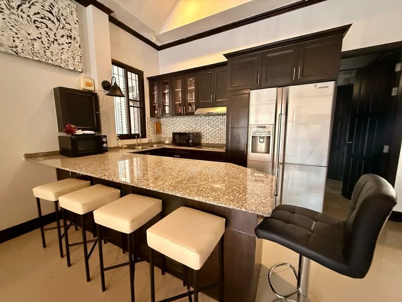 Pratumnak Pool Villa, Chon Buri (Pattaya), 352/161 Pratumnak soi5 Pattaya, Nong Pru, Bang Lamung (Pattaya), Chon Buri (Pattaya), 3 Bedrooms, 250 sqm, Villa For Rent, by Megan Goodwin, 500171556 - DDproperty.com