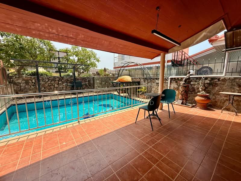 Pratumnak Pool Villa, Chon Buri (Pattaya), 352/161 Pratumnak soi5 Pattaya, Nong Pru, Bang Lamung (Pattaya), Chon Buri (Pattaya), 3 Bedrooms, 250 sqm, Villa For Rent, by Megan Goodwin, 500171556 - DDproperty.com