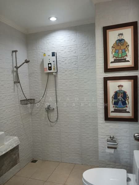 4-BR Townhouse, Prachuap Khiri Khan, Hua Hin, Hua Hin, Prachuap Khiri Khan, 4 Bedrooms, 250 sqm, Townhouse For Sale, by Pavadee Boonyarith, 500171571 - DDproperty.com