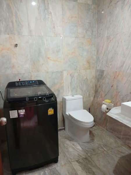 4-BR Townhouse, Prachuap Khiri Khan, Hua Hin, Hua Hin, Prachuap Khiri Khan, 4 Bedrooms, 250 sqm, Townhouse For Sale, by Pavadee Boonyarith, 500171571 - DDproperty.com