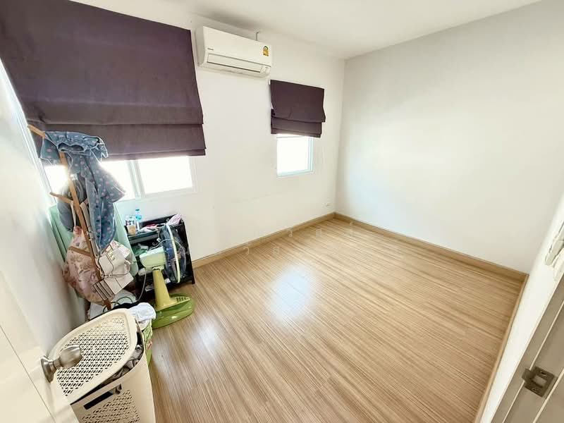 The Essence Chaiyaphruek-Wongwaen, Nonthaburi, Ban Kluay-Sai Noi Road, Sai Noi, Sai Noi, Nonthaburi, 3 Bedrooms, 130 sqm, Semi-Detached House (Twin House) For Sale, by กรณวัสส์ กัณฑวัสส์วงส์, 500171572 - DDproperty.com