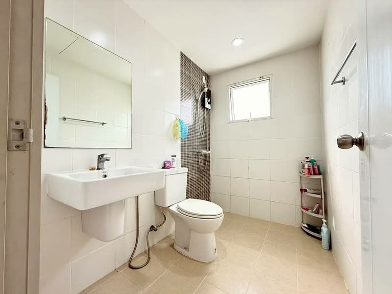 The Essence Chaiyaphruek-Wongwaen, Nonthaburi, Ban Kluay-Sai Noi Road, Sai Noi, Sai Noi, Nonthaburi, 3 Bedrooms, 130 sqm, Semi-Detached House (Twin House) For Sale, by กรณวัสส์ กัณฑวัสส์วงส์, 500171572 - DDproperty.com