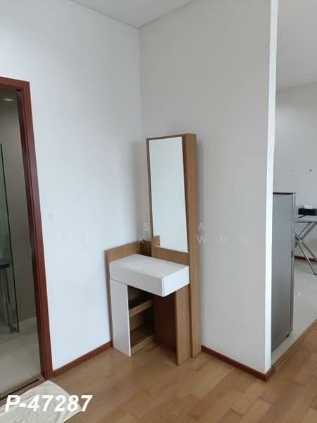 Villa Sathorn, Bangkok, 5 KrungThonBuri Road, Khlong Ton Sai, Khlong San, Bangkok, Studio, 42 sqm, Condo For Rent, by Susira Prueksawun, 500171574 - DDproperty.com