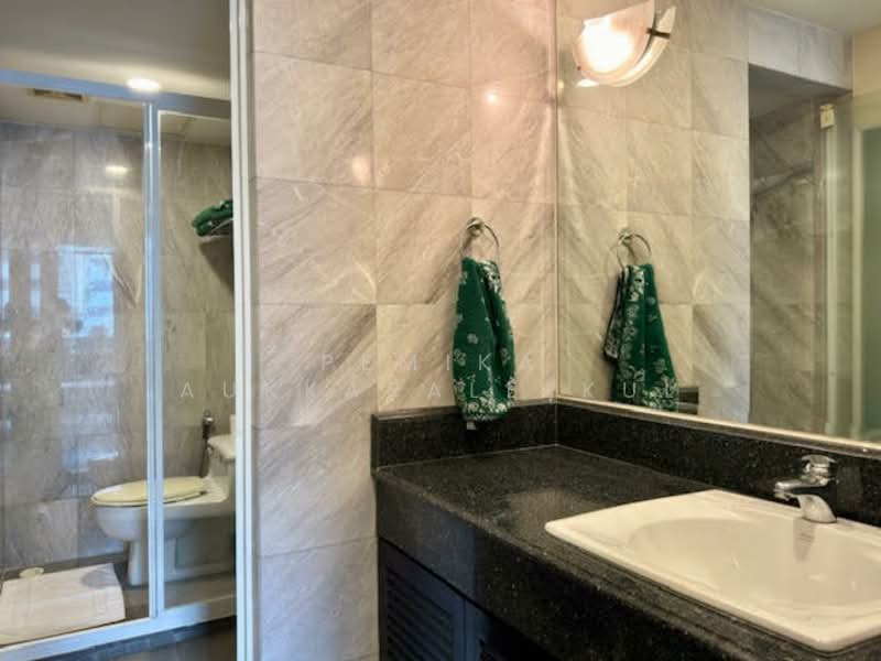 Somkid Gardens, Bangkok, Ploenchit, Lumphini, Pathum Wan, Bangkok, 2 Bedrooms, 123 sqm, Condo For Sale, by Pemika Aukkaraleekul, 500171577 - DDproperty.com