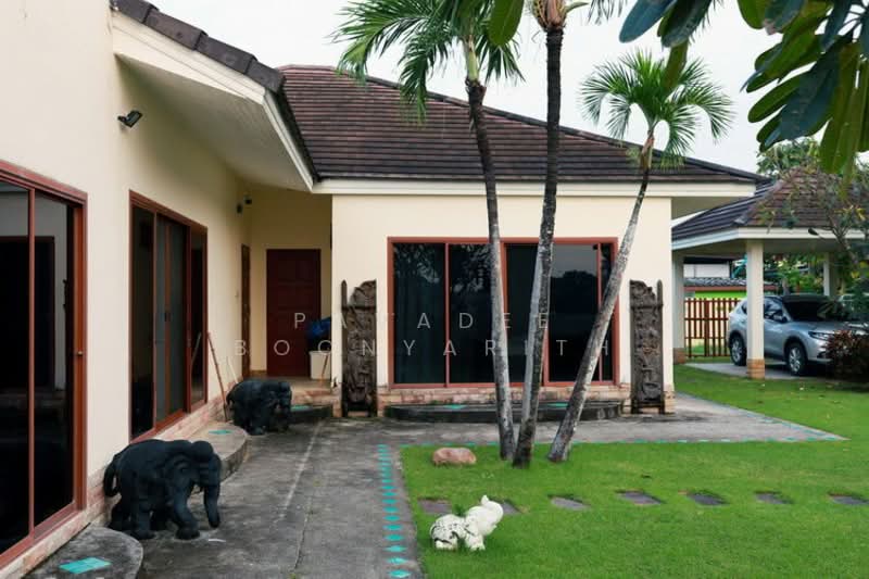 3-BR House, Prachuap Khiri Khan, Hua Hin, Hua Hin, Prachuap Khiri Khan, 3 Bedrooms, 160 sqm, Single Detached House For Sale, by Pavadee Boonyarith, 500171586 - DDproperty.com