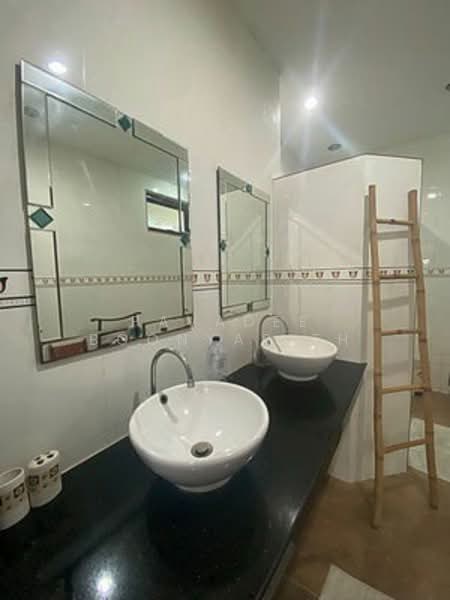 3-BR House, Prachuap Khiri Khan, Hua Hin, Hua Hin, Prachuap Khiri Khan, 3 Bedrooms, 160 sqm, Single Detached House For Sale, by Pavadee Boonyarith, 500171586 - DDproperty.com