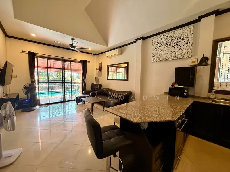 Pool Villa Pratumnak, Chon Buri (Pattaya), Pratumnak, Bang Lamung, Bang Lamung (Pattaya), Chon Buri (Pattaya), 3 Bedrooms, 250 sqm, Villa For Sale, by Baifern Goodwin, 500171636 - DDproperty.com