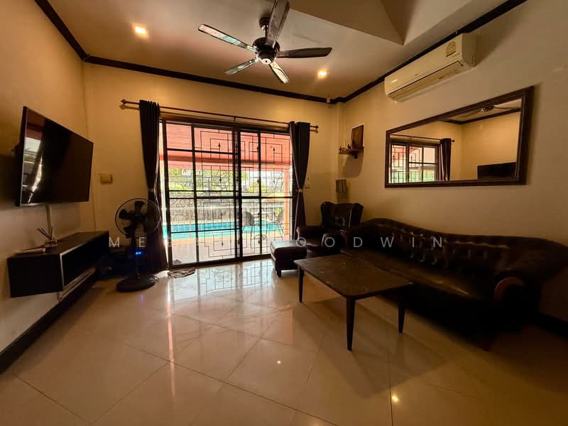 Pool Villa Pratumnak, Chon Buri (Pattaya), Pratumnak, Bang Lamung, Bang Lamung (Pattaya), Chon Buri (Pattaya), 3 Bedrooms, 250 sqm, Villa For Sale, by Baifern Goodwin, 500171636 - DDproperty.com