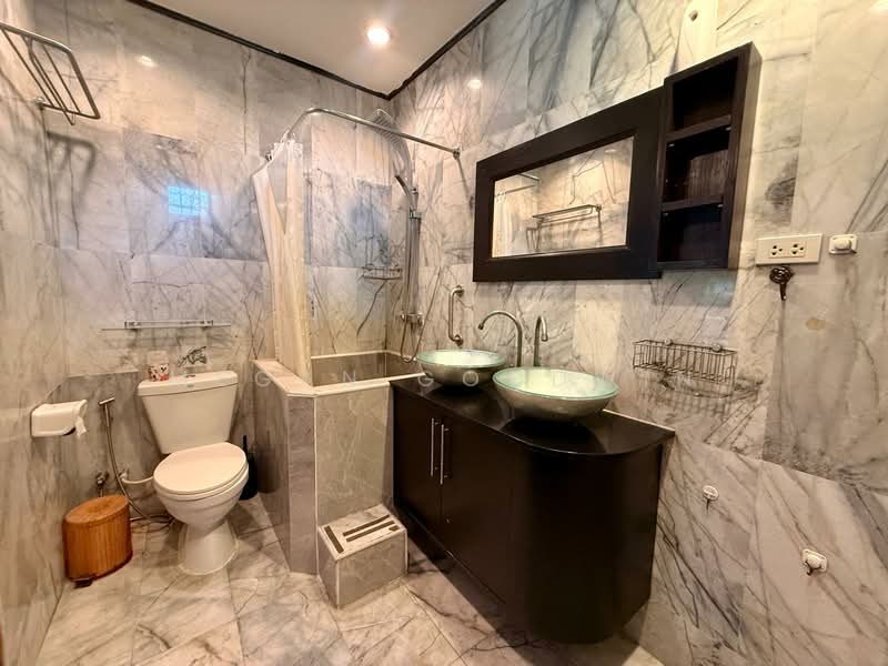 Pool Villa Pratumnak, Chon Buri (Pattaya), Pratumnak, Bang Lamung, Bang Lamung (Pattaya), Chon Buri (Pattaya), 3 Bedrooms, 250 sqm, Villa For Sale, by Baifern Goodwin, 500171636 - DDproperty.com