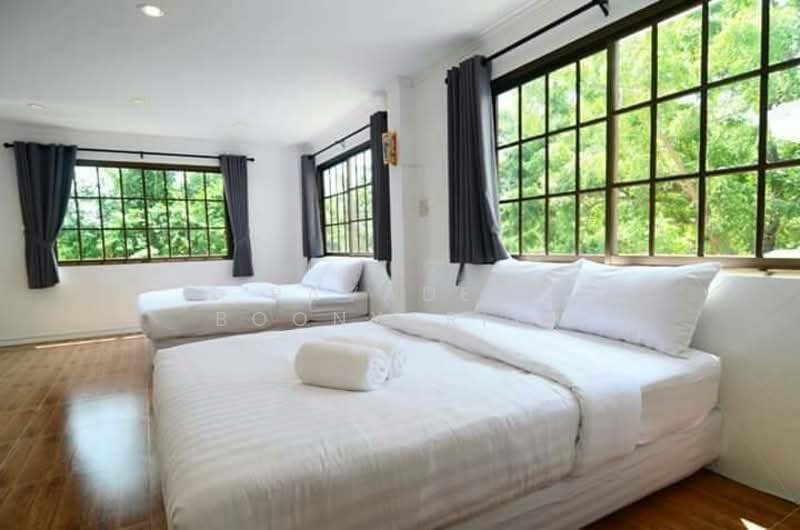 10-BR Villa, Prachuap Khiri Khan, Nong Kae, Hua Hin, Prachuap Khiri Khan, 10+ Bedrooms, 500 sqm, Villa For Sale, by Pavadee Boonyarith, 500171662 - DDproperty.com