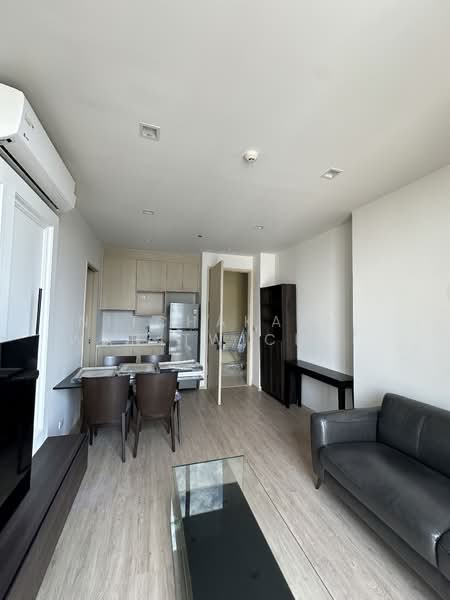 Noble State 39, Bangkok, 35 Soi Sukhumvit 39, Khlong Tan Nua, Watthana, Bangkok, 1 Bedroom, 41 sqm, Condo For Rent, by Nitchakarn Wanitwichakornkit , 500171664 - DDproperty.com