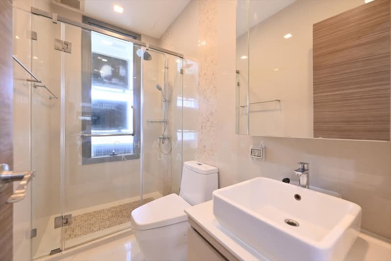 Q Asoke, Bangkok, 1678 Petchaburi Road, Makkasan, Ratchathewi, Bangkok, 2 Bedrooms, 45 sqm, Condo For Rent, by Chanisara Kruakaew, 500171702 - DDproperty.com