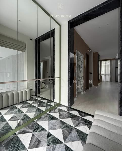 BuGaan Krungthep Kreetha, Bangkok, 109 15 Soi Krungthep Kreetha, Hua Mak, Bang Kapi, Bangkok, 3 Bedrooms, 430 sqm, Single Detached House For Rent, by Ratchanon Songthammakul, 500171721 - DDproperty.com