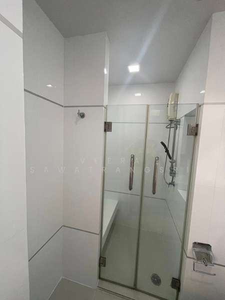 Thru Thonglor, Bangkok, Petchaburi Road, Bang Kapi, Huai Khwang, Bangkok, 1 Bedroom, 31 sqm, Condo For Sale, by Veera Sawatrangsri, 500171739 - DDproperty.com