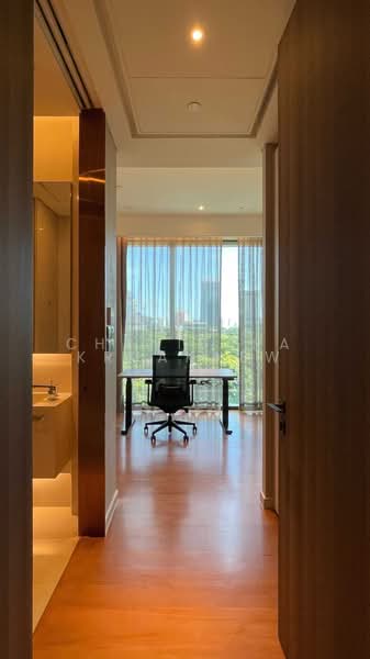 Sindhorn Tonson, Bangkok, 89 Soi Tonson Sarasin Road, Lumphini, Pathum Wan, Bangkok, 2 Bedrooms, 105 sqm, Condo For Rent, by Chanisara Kruakaew, 500171742 - DDproperty.com