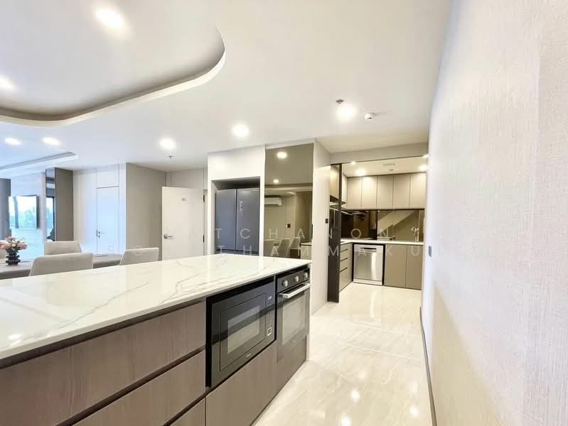 Crystal Garden, Bangkok, 217 Sukhumvit 4 Alley, Khlong Toei, Khlong Toei, Bangkok, 4 Bedrooms, 311 sqm, Condo For Sale, by Ratchanon Songthammakul, 500171763 - DDproperty.com