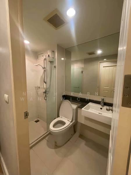 The Kris Ratchada 17, Bangkok, Inthamara 45 Alley, Din Daeng, Din Daeng, Bangkok, 2 Bedrooms, 45 sqm, Condo For Rent, by Nitchakarn Wanitwichakornkit , 500171811 - DDproperty.com