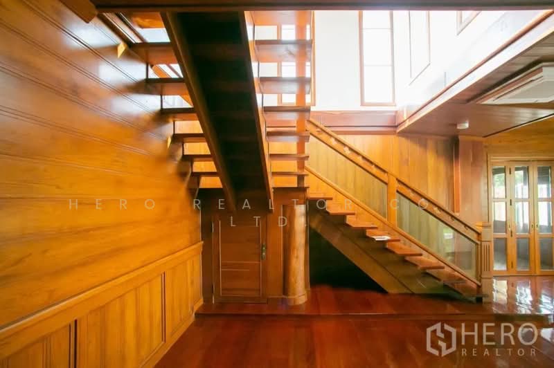 For rent Detached House in Samsen Nok, Huai Khwang, Bangkok hre00329, Bangkok, Samsen Nok, Huai Khwang, Bangkok, 3 Bedrooms, 300 sqm, Single Detached House For Rent, by Hero Realtor Co., Ltd., 500171815 - DDproperty.com